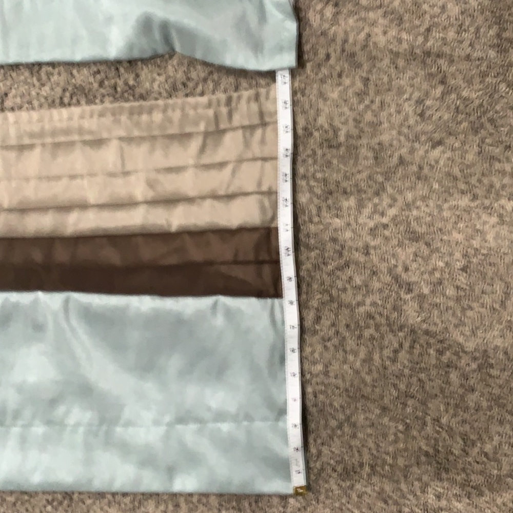Valances - Picture 2 of 7